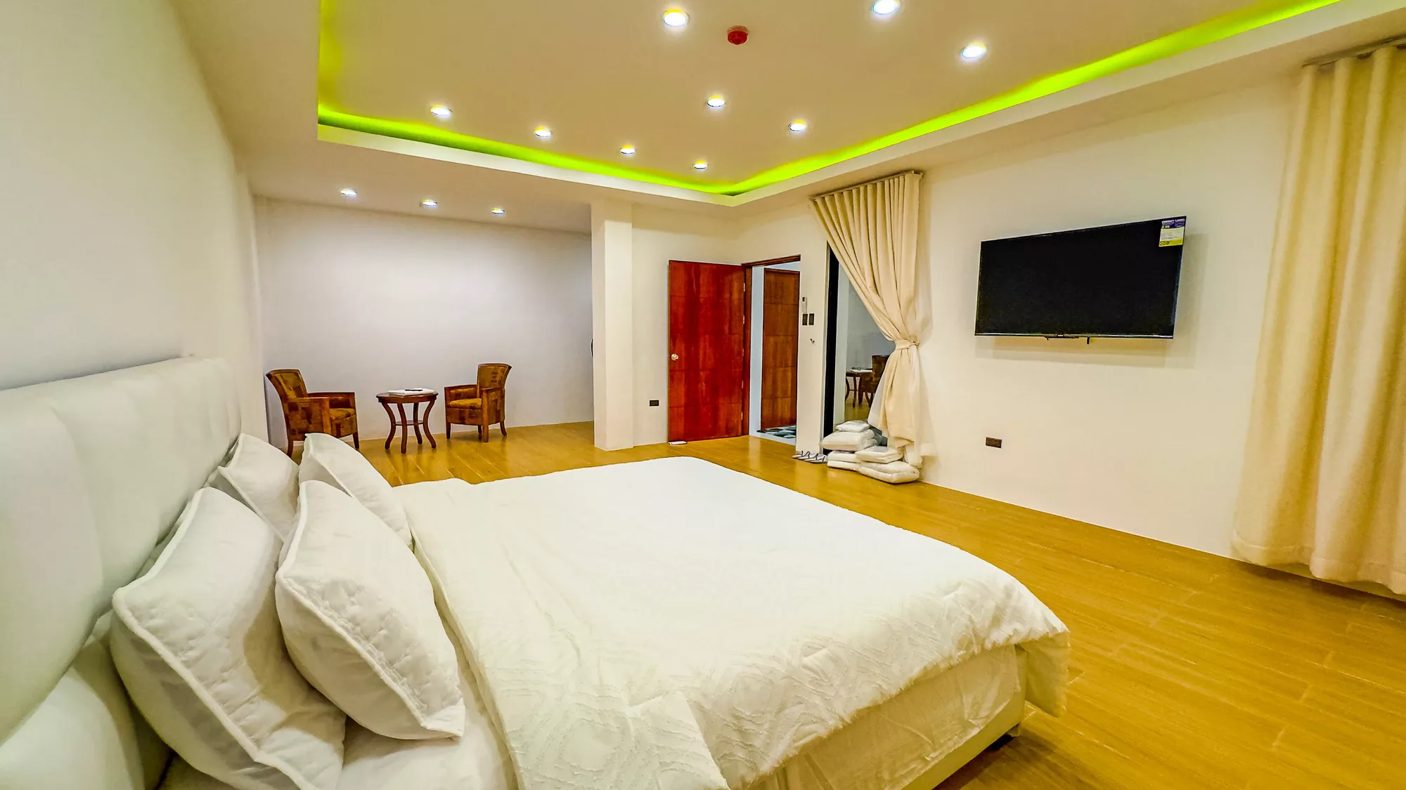 The Grand Suite — photo 29